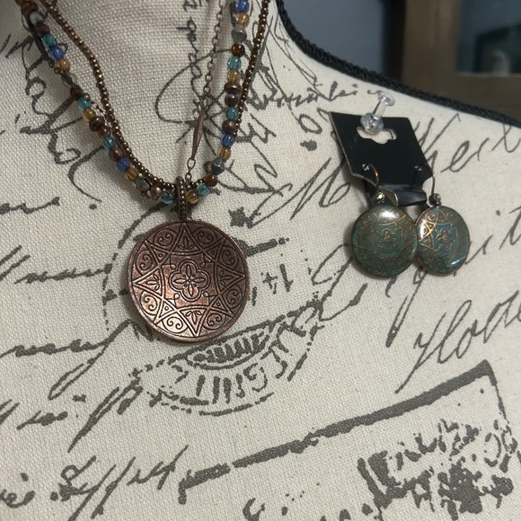 COPPER& BEADS EARTH TONE NECKLACE & EARRINGS SET - Picture 5 of 6